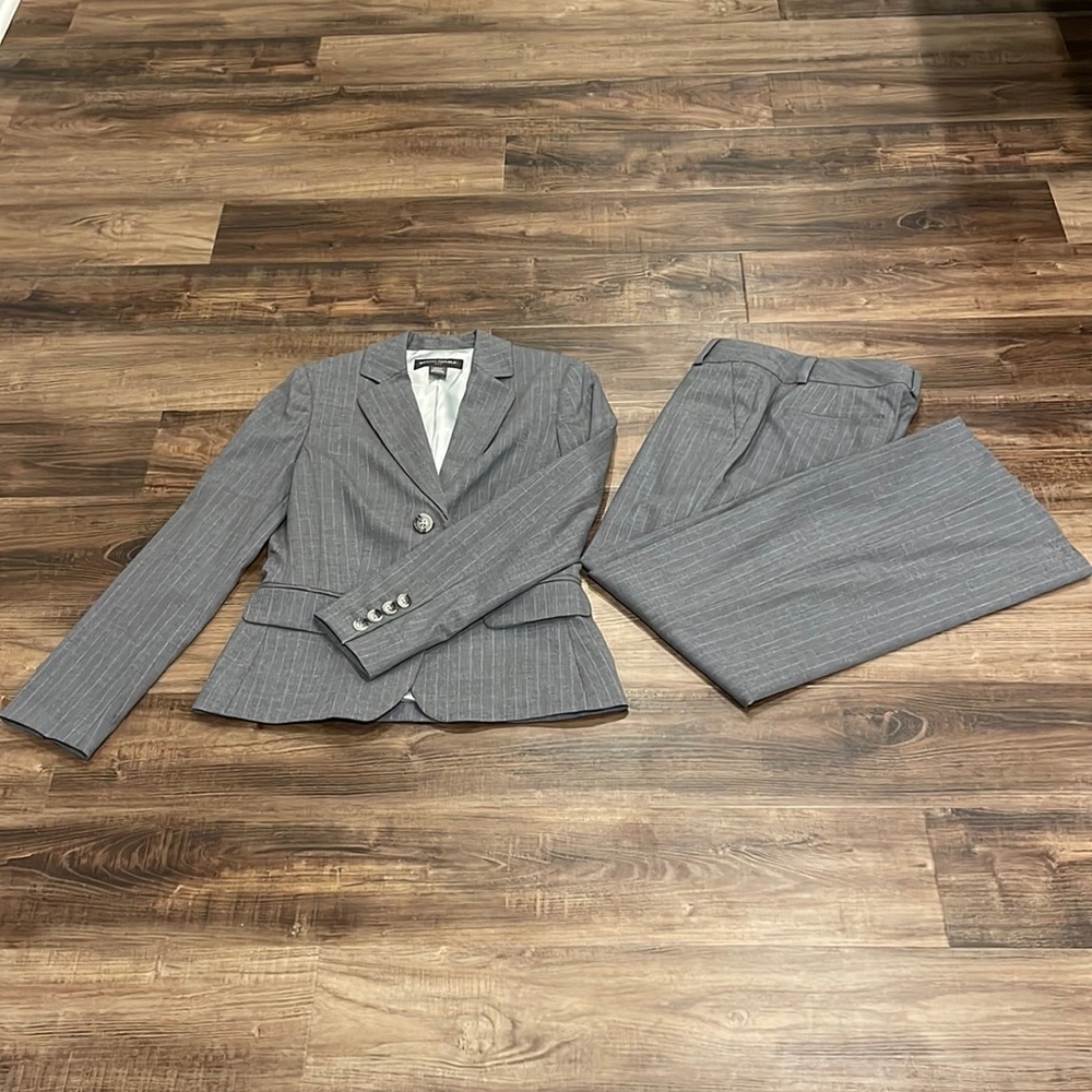Banana Republic Suit (Jacket & Pants)